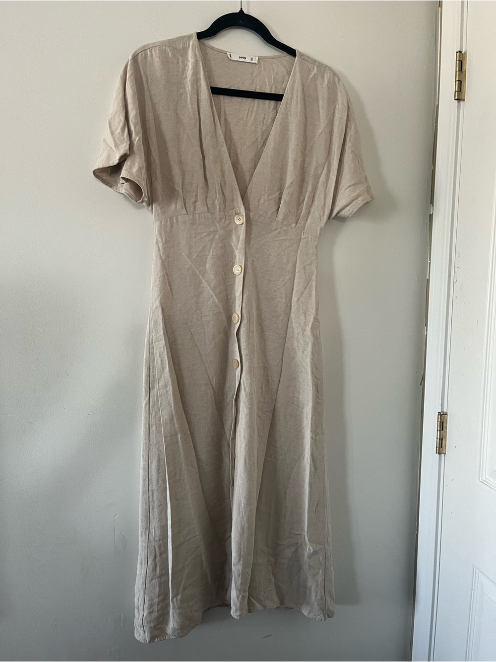 Mango Beige Linen Blend Midi Shirt Dress 4 Button Front Coastal Euro Summer